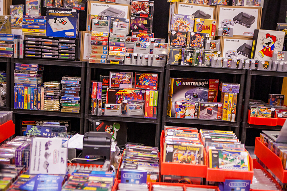 Lots of games for sale at Retro Gathering