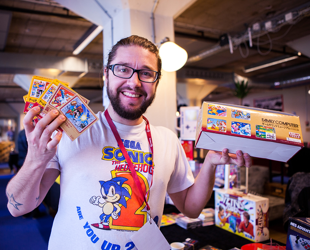 MXS selling Famicom CD's at Retrospelsfestivalen 2015