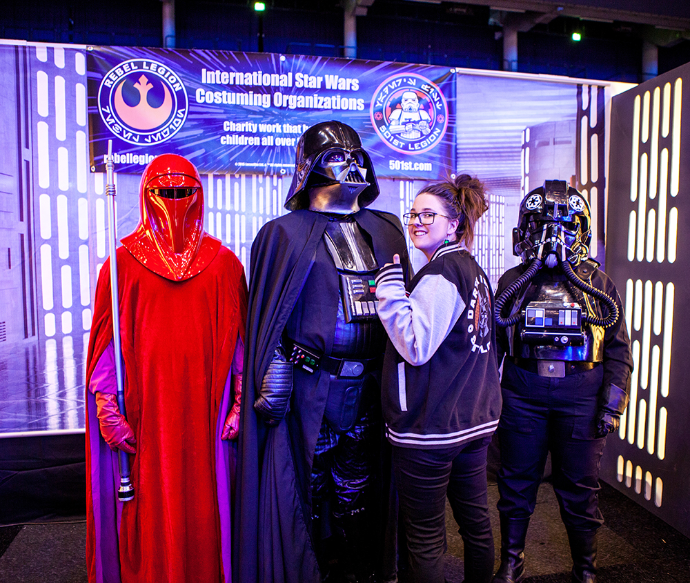 Darth Vader cosplay - ComicCon Gamex 2015
