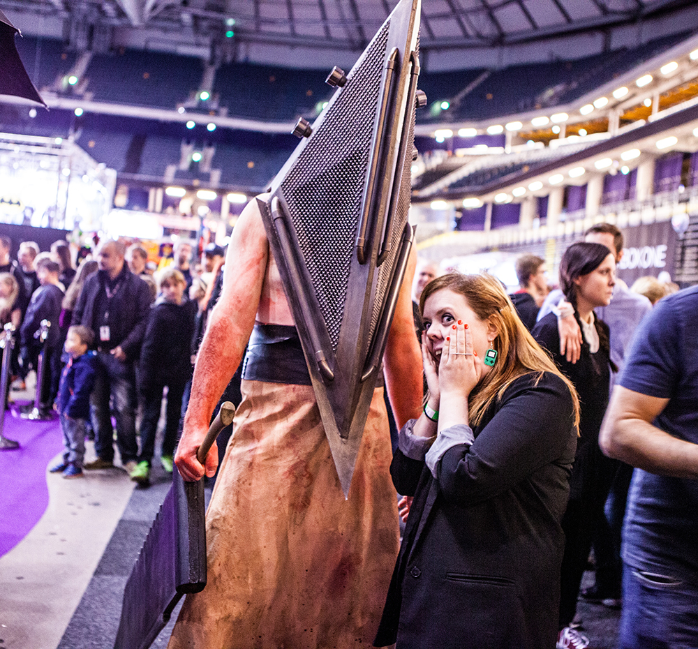 Pyramid Head with Becki - ComicCon Gamex 2015