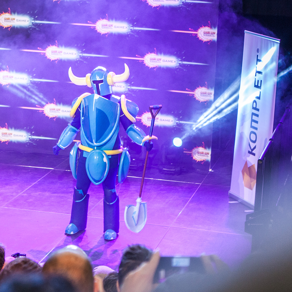 Shovel Knight cosplay - ComicCon Gamex 2015