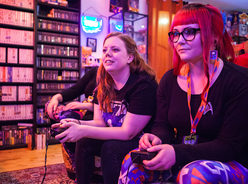 Becki vs Tille on Philips Videopac G7200 Air Sea Battle