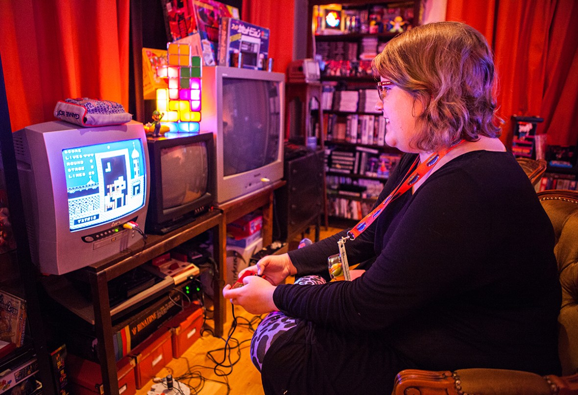 Linnea playing Tetris BPS on Famicom