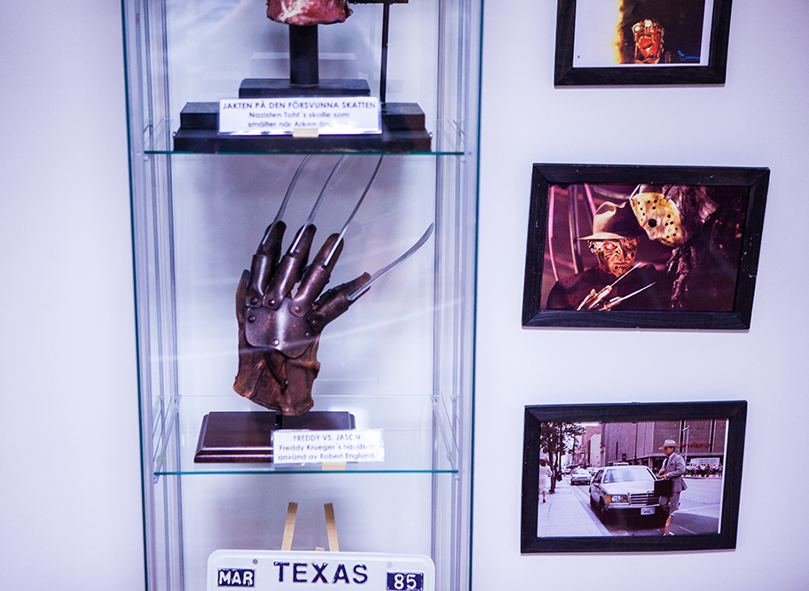 Freddy VS Jason props at Sci-Fi World