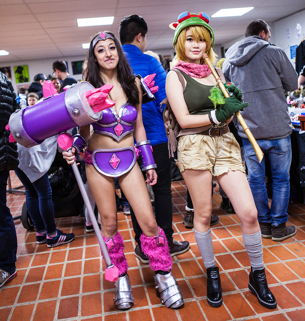 LOL cosplay at Sci-Fi World