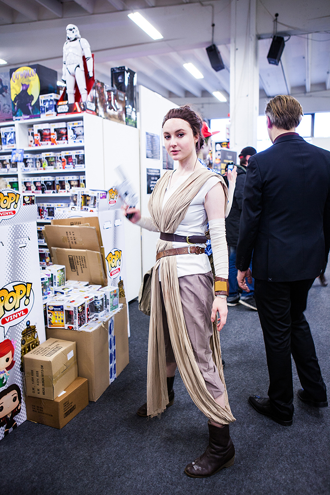 Rey cosplayer at Sci-Fi World