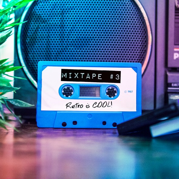 Geeky Gals Mixtape #3 - Retro is Cool