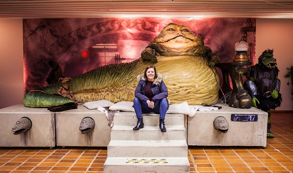 Becki & Jabba the Hutt - Sci-Fi World