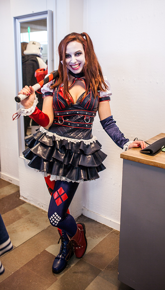 Harley Quinn cosplay - Sci-Fi World