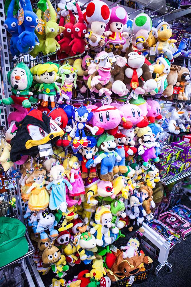 Nintendo plushies - Sci-Fi World